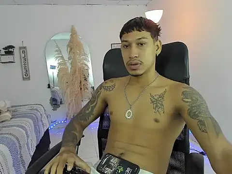 slim master12 online show from 02/01/26, 04:38