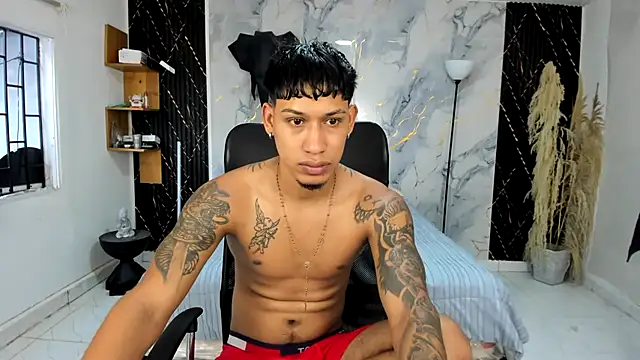 Snapshot of slim_master12 chatting on 06/13/26, 08:40 slim master12 online show from 06/13/26, 08:40
