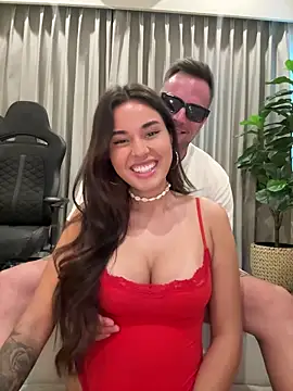 Snapshot of Lizhush_ chatting on 10/01/25, 08:31 Lizhush  online show from 10/01/25, 08:31