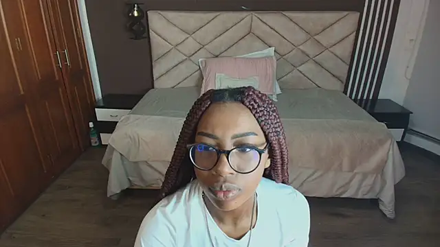 Raquel jones online show from 03/14/25, 11:23