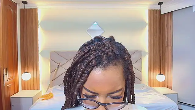 Raquel jones online show from 04/09/26, 12:10