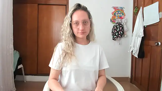 Adele johnsonn1 online show from 10/07/25, 02:36