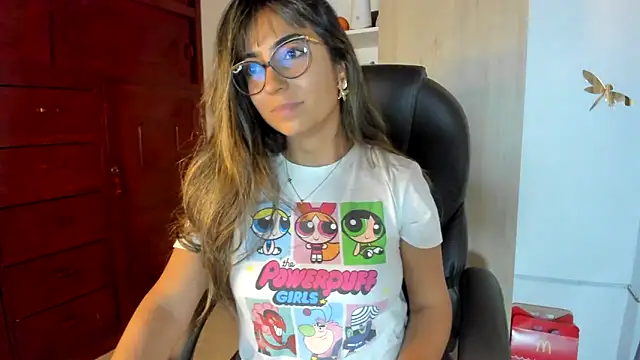 Isabellaa22 1 online show from 03/25/26, 02:06