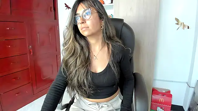 Isabellaa22 1 online show from 03/27/26, 09:25