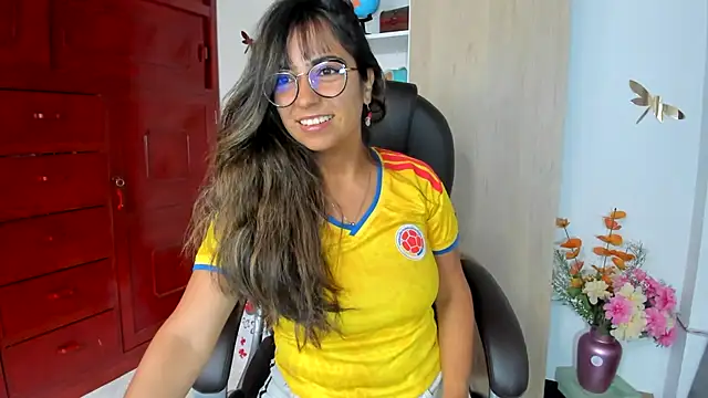 Isabellaa22 1 online show from 07/03/26, 05:08