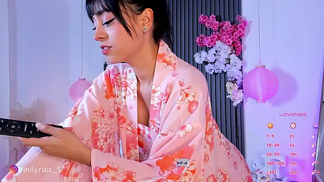 emilyruiz1 online show from 03/22/25, 06:58