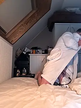 Snapshot of Vekie_007 chatting on 11/16/25, 09:20 Vekie 007 online show from 11/16/25, 09:20