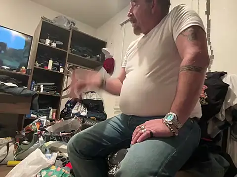 JakTRipr online show from 02/18/25, 09:43