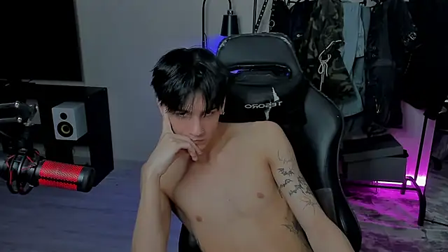 MarkBrowniii online show from 02/10/25, 07:36