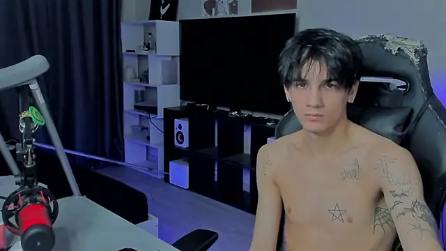 MarkBrowniii online show from 09/19/25, 05:20