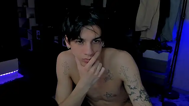 Snapshot of MarkBrowniii chatting on 05/22/26, 01:35 MarkBrowniii online show from 05/22/26, 01:35
