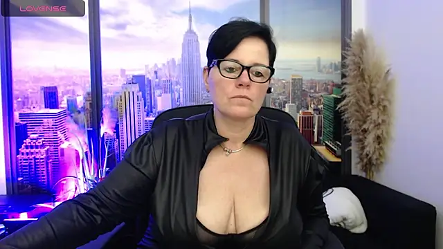 ninarandmann online show from 12/11/24, 08:18