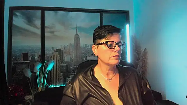 ninarandmann online show from 09/08/25, 05:56