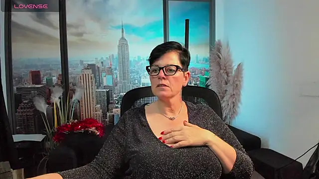 ninarandmann online show from 10/16/25, 04:19