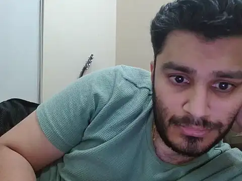 Snapshot of robintoit chatting on 02/21/26, 01:34 robintoit online show from 02/21/26, 01:34