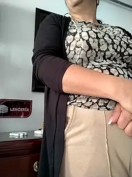 Natasha milf   online show from 04/21/26, 12:55