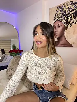  laura 02 online show from 02/01/25, 03:39