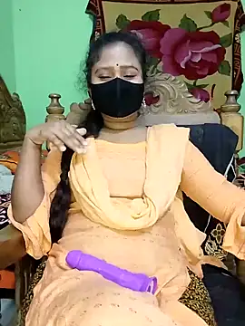 Idhika Paul online show from 02/23/25, 11:04