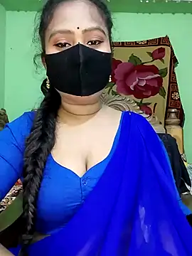 Idhika Paul online show from 02/24/25, 07:09