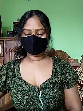 Idhika Paul online show from 03/23/25, 07:42