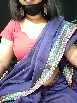 Idhika Paul online show from 10/04/25, 08:23