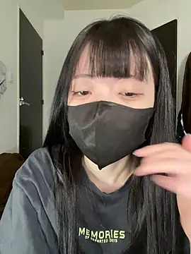 irohani usagi online show from 09/26/25, 12:42