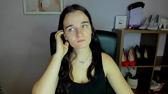 KateDelight online show from 11/02/25, 07:44