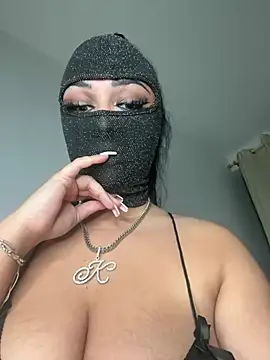 kamila french online show from 03/20/25, 10:51