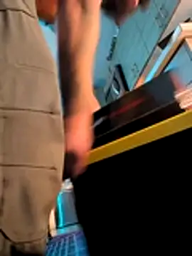 Armyexhibitionistvet online show from 11/25/25, 02:44