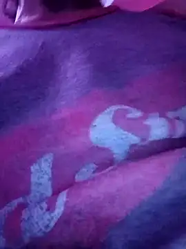 Armyexhibitionistvet online show from 04/12/26, 08:30