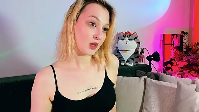 CrystalRey online show from 05/30/26, 10:12