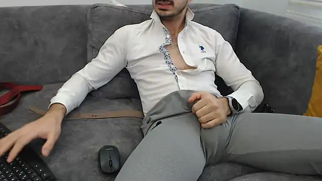 Naughtb0y online show from 02/04/26, 11:27