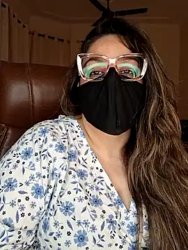 Snapshot of SEXY-Sardarni chatting on 12/11/24, 03:15 SEXY-Sardarni online show from 12/11/24, 03:15