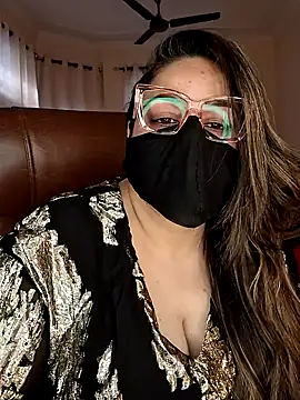 Snapshot of SEXY-Sardarni chatting on 01/02/25, 09:00 SEXY-Sardarni online show from 01/02/25, 09:00