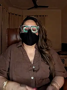 Snapshot of SEXY-Sardarni chatting on 03/19/25, 03:08 SEXY-Sardarni online show from 03/19/25, 03:08