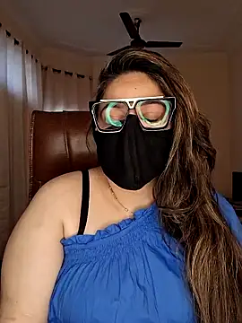 Snapshot of SEXY-Sardarni chatting on 03/23/25, 07:53 SEXY-Sardarni online show from 03/23/25, 07:53