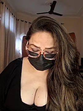 Snapshot of SEXY-Sardarni chatting on 09/28/25, 08:52 SEXY-Sardarni online show from 09/28/25, 08:52