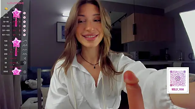 mollyyank online show from 12/17/24, 02:33