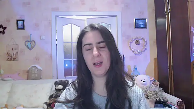 INELIKA online show from 11/18/25, 08:35