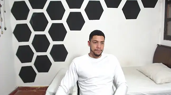 Jhors  Collens online show from 01/16/25, 05:11