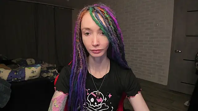 Snapshot of Roxy_Silver chatting on 12/27/24, 10:59 Roxy Silver online show from 12/27/24, 10:59