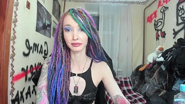 Snapshot of Roxy_Silver chatting on 12/30/24, 01:26 Roxy Silver online show from 12/30/24, 01:26