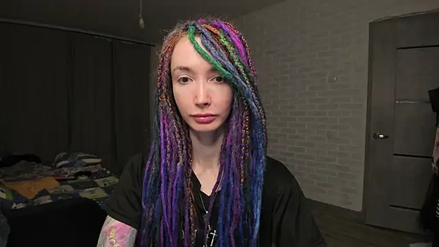 Snapshot of Roxy_Silver chatting on 01/07/25, 05:53 Roxy Silver online show from 01/07/25, 05:53