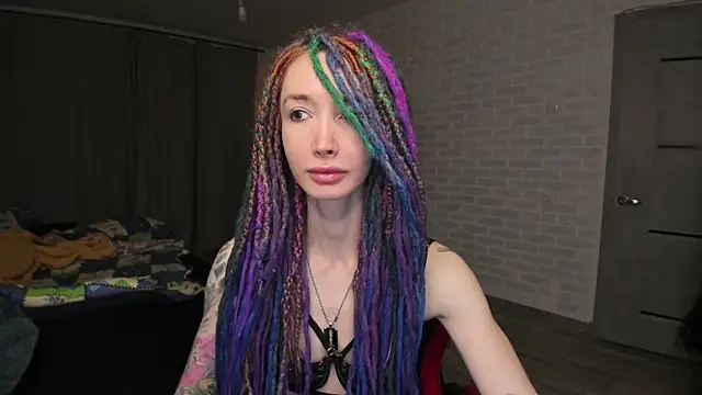 Snapshot of Roxy_Silver chatting on 01/11/25, 05:41 Roxy Silver online show from 01/11/25, 05:41