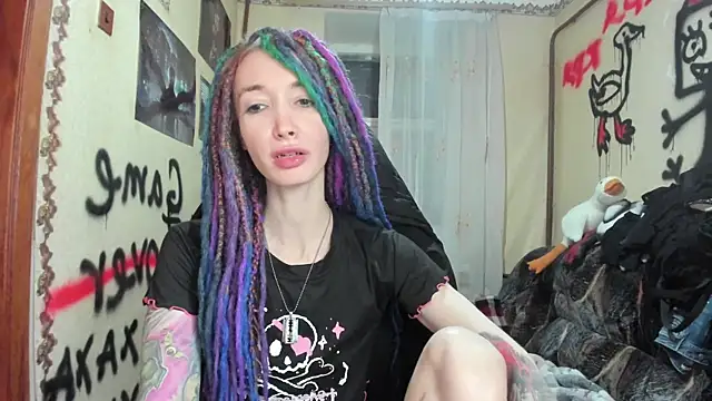 Snapshot of Roxy_Silver chatting on 01/14/25, 10:12 Roxy Silver online show from 01/14/25, 10:12