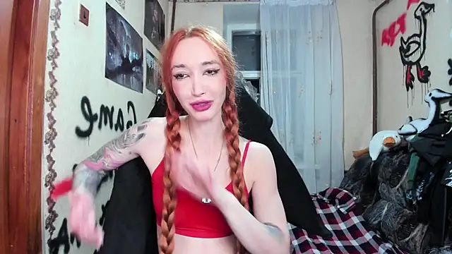 Snapshot of Roxy_Silver chatting on 09/09/25, 10:20 Roxy Silver online show from 09/09/25, 10:20