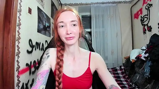 Roxy Silver online show from 11/30/25, 08:02