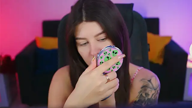 NicoleMun online show from 02/22/25, 05:02