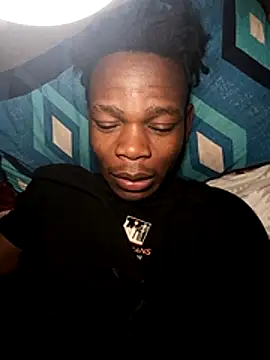 Snapshot of Kennedy89 chatting on 10/14/25, 09:04 Kennedy89 online show from 10/14/25, 09:04