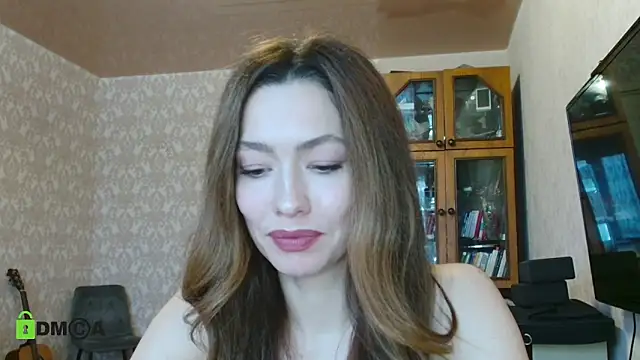 Snapshot of alicia_spicy chatting on 12/04/24, 06:44 alicia spicy online show from 12/04/24, 06:44